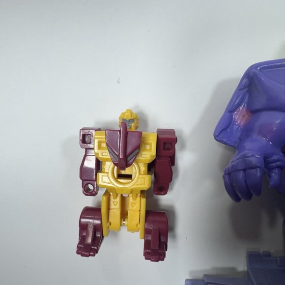 G1 Transformers PRETENDER MONSTER WILDFLY MOC 100% COMPLETE EXCELLENT CONDITION! - Picture 3 of 6